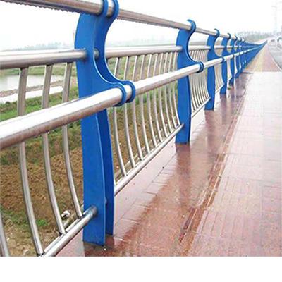道路、橋梁不銹鋼復(fù)合管